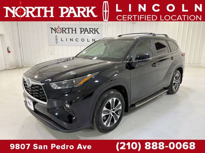 Used 2025 Toyota Highlander XLE