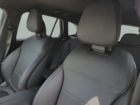Certified 2026 Mercedes-Benz GLC 300 image 17
