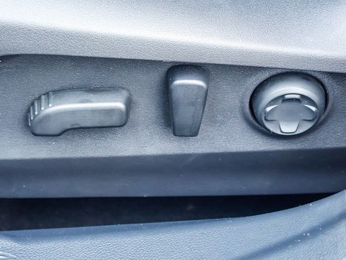 Used 2023 Subaru Outback Touring XT AWD/4WD image 12