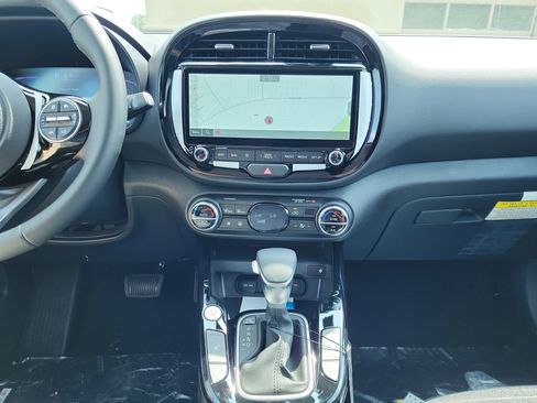 New 2025 Kia Soul EX image 10