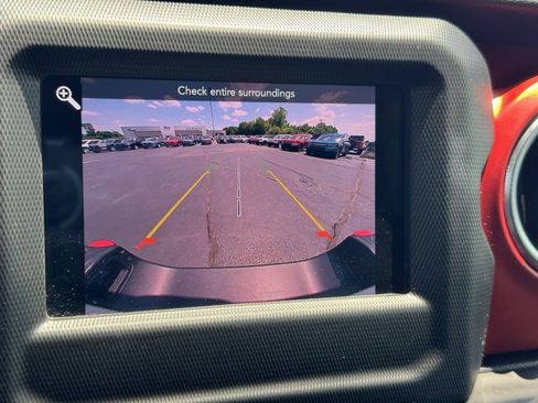 Used 2020 Jeep Gladiator Rubicon w/ Trailer Tow Package image 10