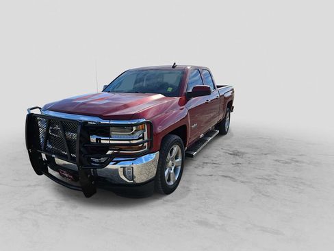 Used 2018 Chevrolet Silverado 1500 LT w/ Texas Edition image 4