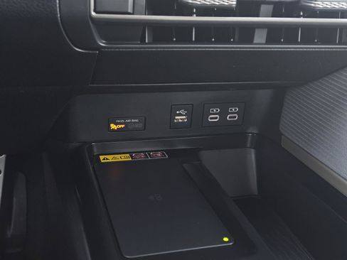 New 2026 Toyota Camry SE image 24