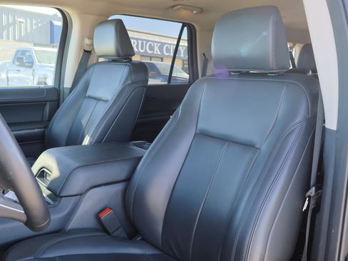 Certified 2024 Ford Expedition Max XLT image 14