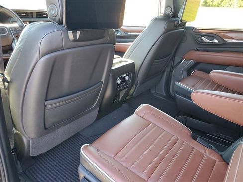 Used 2024 GMC Yukon Denali Ultimate image 23