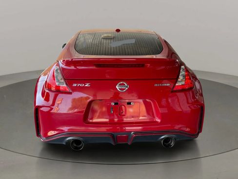 Used 2016 Nissan 370Z NISMO RWD image 4
