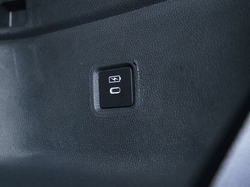 Used 2025 Honda Pilot Touring image 51