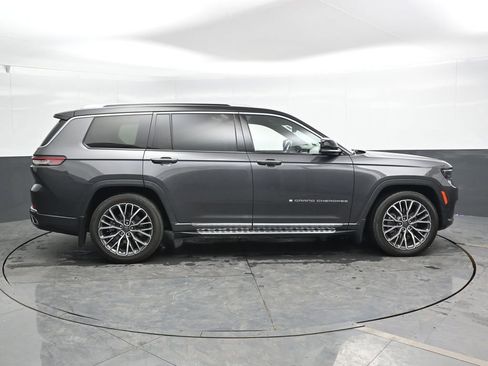 Used 2021 Jeep Grand Cherokee L Summit AWD/4WD image 3