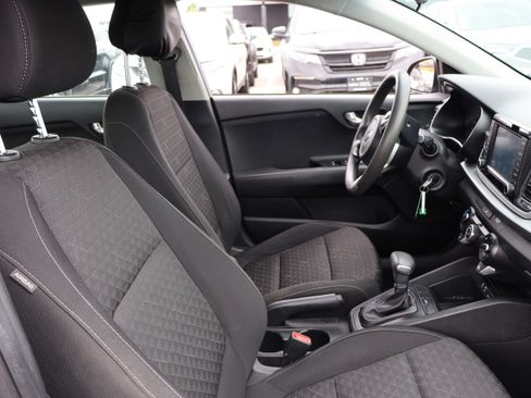 Used 2019 Kia Rio S FWD image 8