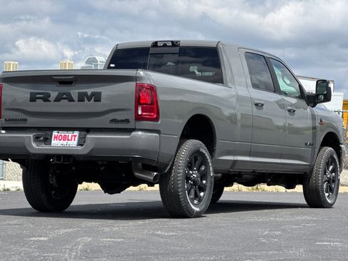 New 2026 RAM 2500 Laramie AWD/4WD image 3