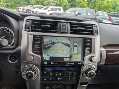 Used 2024 Toyota 4Runner Limited AWD/4WD image 26