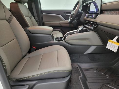 New 2026 Chevrolet Colorado ZR2 w/ Technology Package image 41