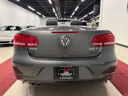Used 2013 Volkswagen Eos Komfort FWD image 19