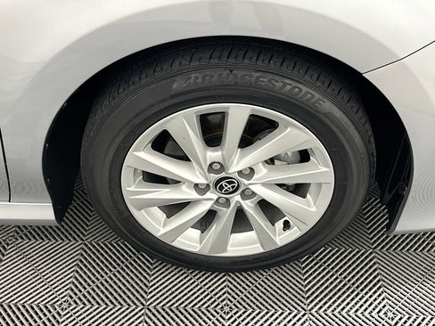 Used 2023 Toyota Camry LE image 10