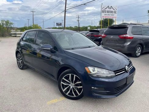 Used 2015 Volkswagen Golf S image 2