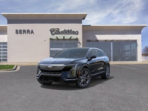 New 2026 Cadillac Optiq Sport 2 w/ LPO, Floor Liner Package AWD/4WD image 8