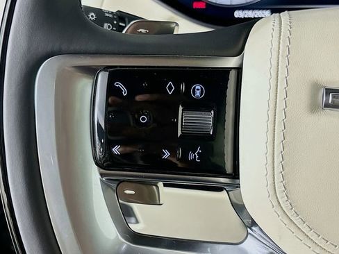 New 2026 Land Rover Range Rover Long Wheelbase SE image 10