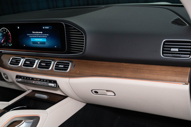 Certified 2026 Mercedes-Benz GLE 450 4MATIC image 18