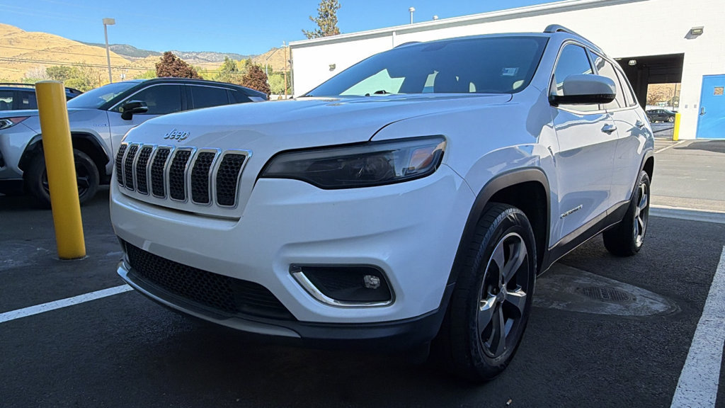 Used 2019 Jeep Cherokee Limited AWD/4WD image 4