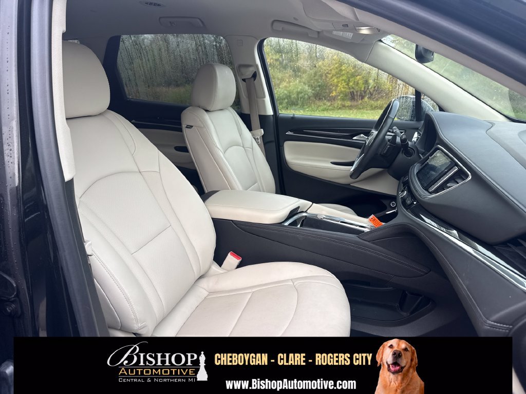 Used 2023 Buick Enclave Essence AWD/4WD image 20