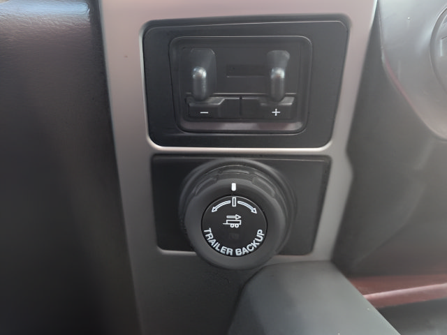 Used 2022 Ford F350 King Ranch w/ King Ranch Ultimate Package AWD/4WD image 15