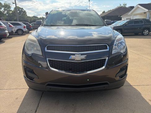 Used 2015 Chevrolet Equinox LT FWD image 2