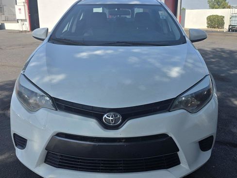 Used 2015 Toyota Corolla LE FWD image 2