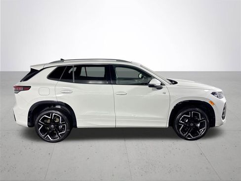 New 2026 Volkswagen Tiguan SEL R-Line image 5