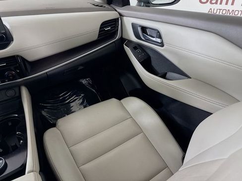 Used 2021 Nissan Rogue SL w/ Premium Package image 24