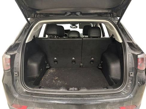 Used 2019 Jeep Compass Latitude w/ Safety & Security Group image 2