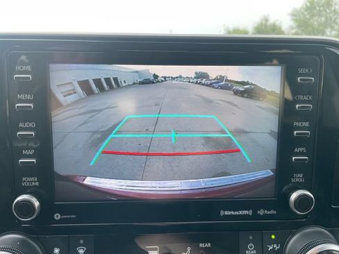 Used 2020 Toyota Highlander XLE w/ Protection Package #3 AWD/4WD image 15