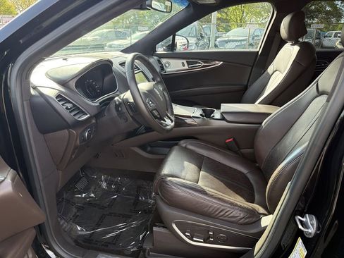 Used 2018 Lincoln MKX Black Label w/ Driver Assistance Package AWD/4WD image 11