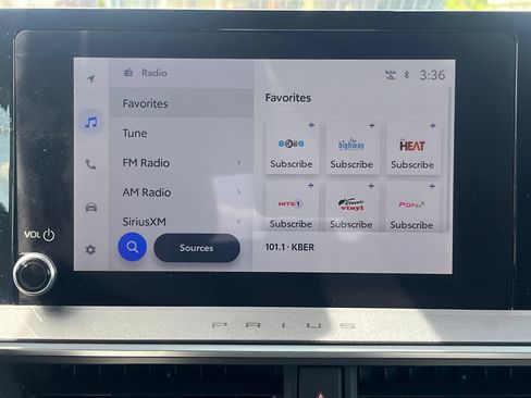 Used 2024 Toyota Prius LE FWD image 19