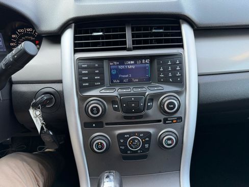 Used 2013 Ford Edge SEL FWD image 31
