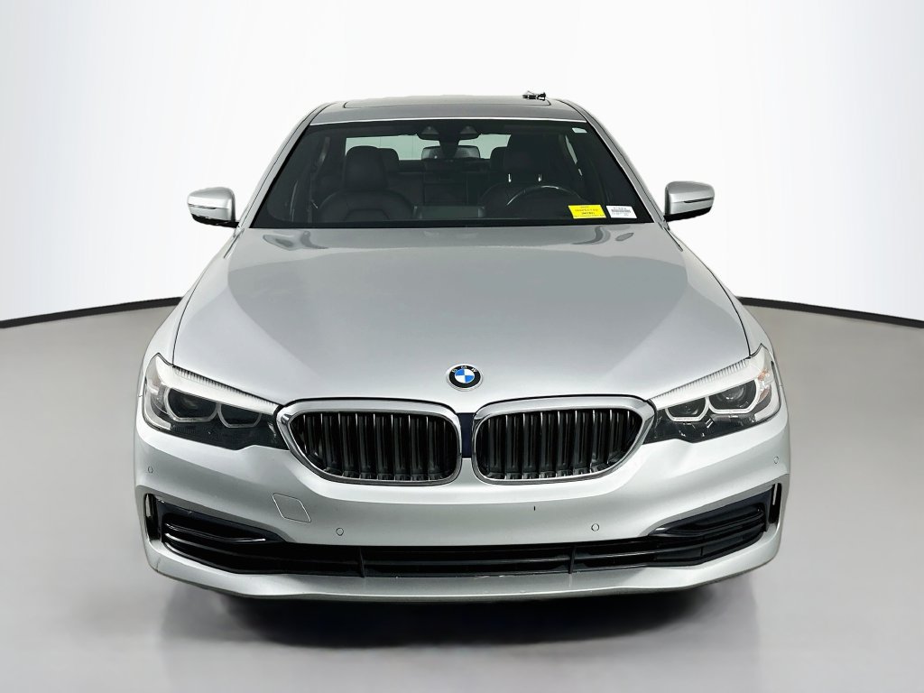 Used 2020 BMW 530i RWD image 2
