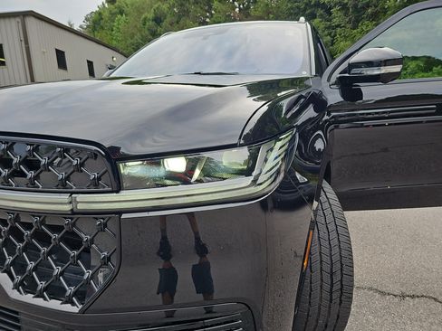 Used 2025 Lincoln Navigator Reserve w/ Jet Appearance Package AWD/4WD image 34
