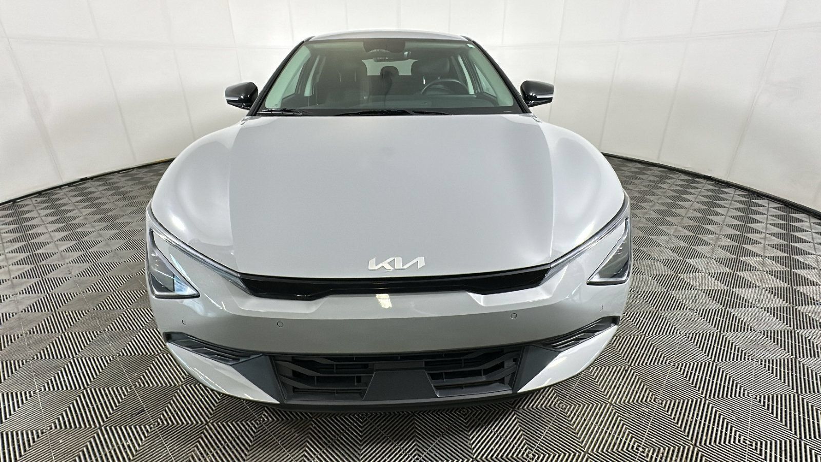 Used 2025 Kia EV6 Light AWD/4WD image 9
