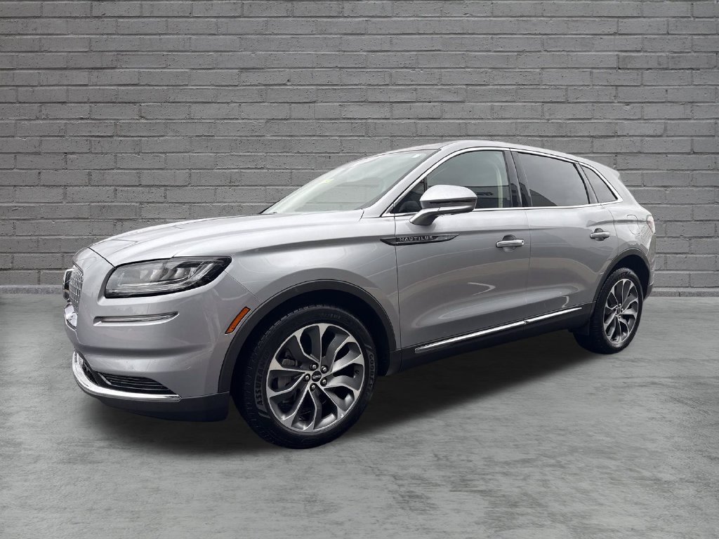 Used 2022 Lincoln Nautilus Reserve AWD/4WD image 3