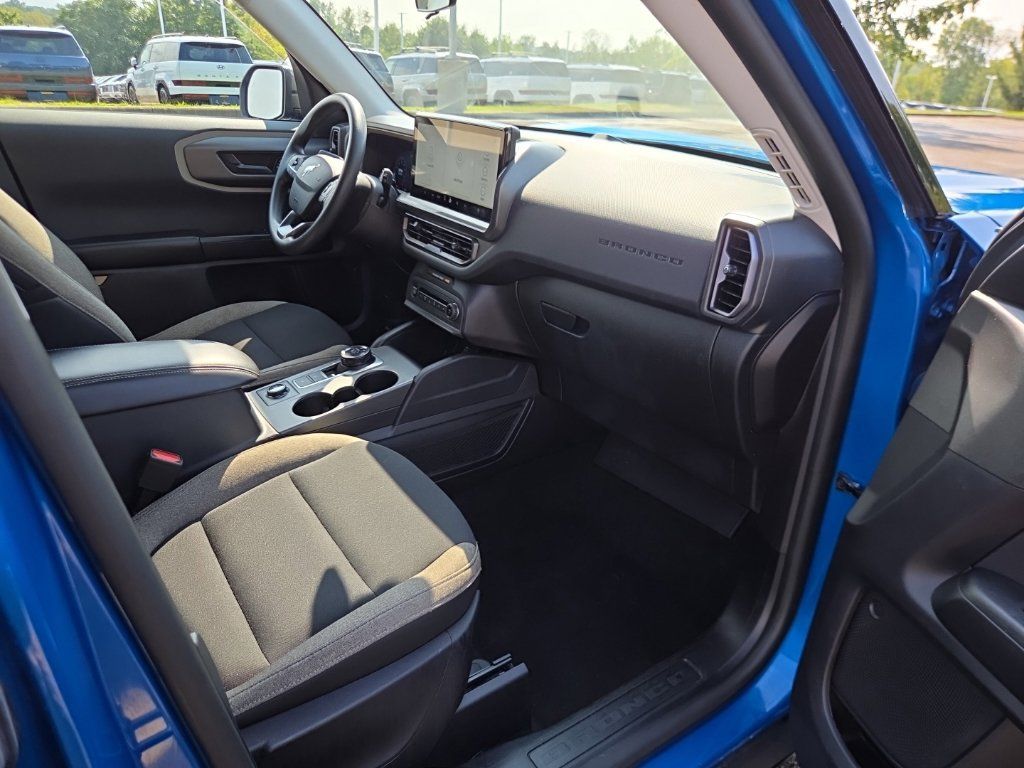 Used 2025 Ford Bronco Sport Big Bend AWD/4WD image 14