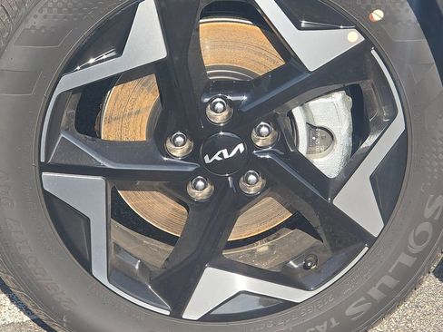 Used 2026 Kia Seltos S image 10