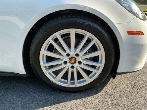 Used 2023 Porsche Panamera 4 AWD/4WD image 28