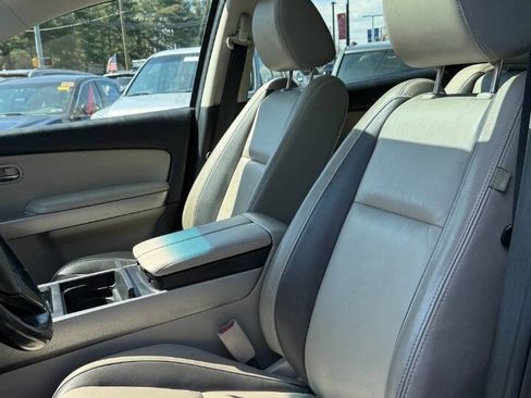 Used 2010 MAZDA CX-9 Grand Touring w/ Moonroof & Bose Audio Pkg image 13