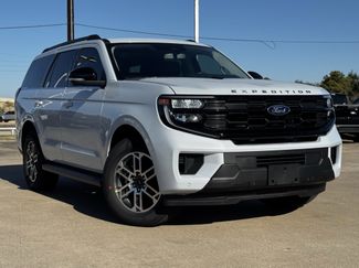 New 2026 Ford Expedition Active video 2