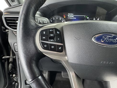 Certified 2022 Ford Explorer Limited w/ Equipment Group 301A AWD/4WD image 13