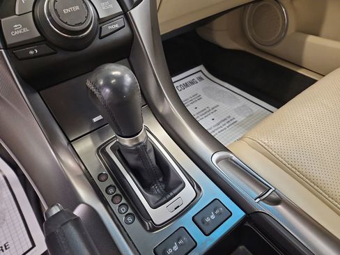 Used 2012 Acura TL w/ Technology Package image 24