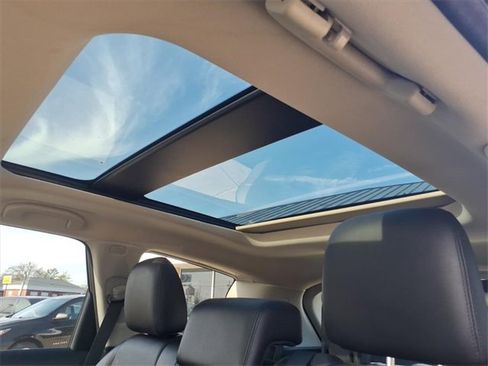 Used 2015 INFINITI QX60 AWD w/ Deluxe Touring Package image 27