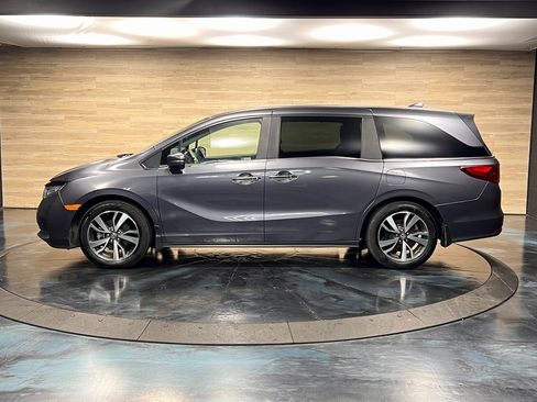 Used 2024 Honda Odyssey Touring image 18