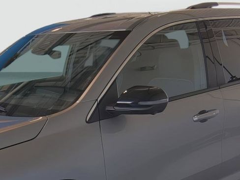 New 2026 Chevrolet Traverse High Country FWD image 8