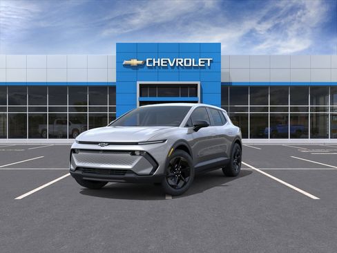 New 2026 Chevrolet Equinox EV LT image 8