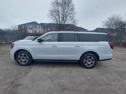 Certified 2025 Ford Expedition Max Active image 4